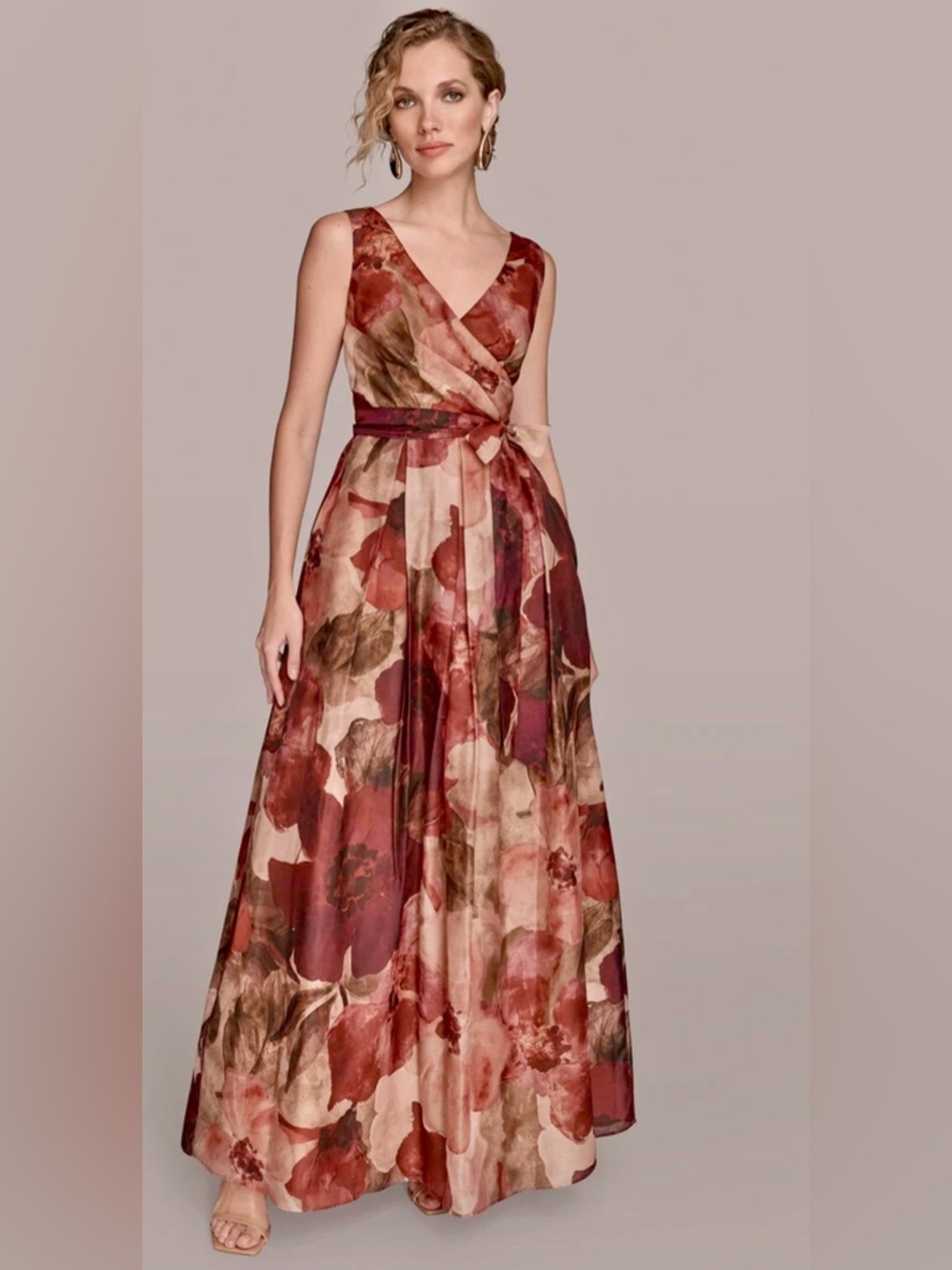 Donna Karan Organza Floral Sleeveless Gown